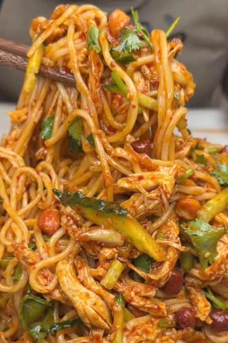 素食涼麵 素食涼麵