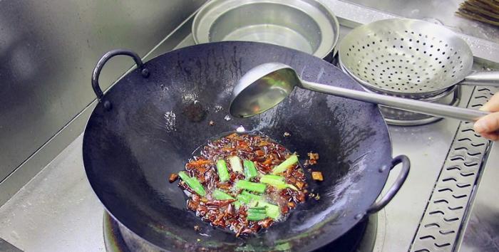 涼拌雞絲花椒油製作